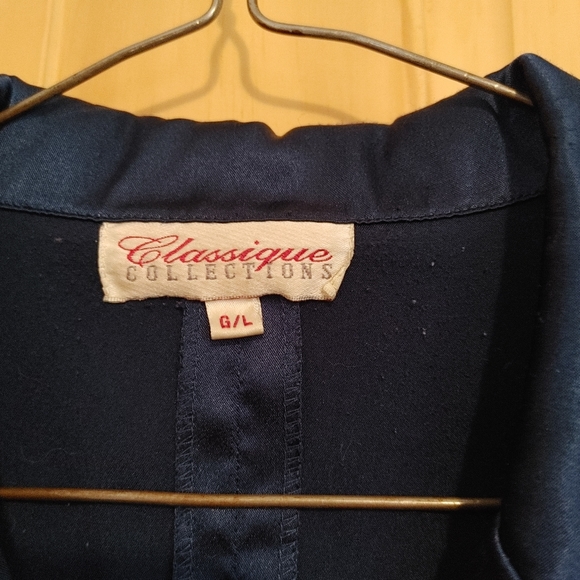 Blue Blouse - Picture 3 of 3